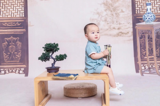 上饶四个月宝宝可以坐着吗 上饶四个月宝宝可以坐着吗